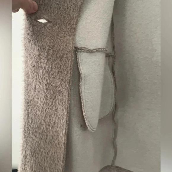 Tribal Vest Beige color Sleeveless Long Length Soft Winter Vest Size Xsmall - Picture 3 of 10